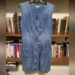 Gibson + Latimer full zip pocketed denim dress. Women's med